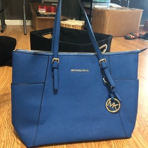 Like new Michael Kors